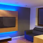 Lupoapartments Kosynierow Klimatyzacja Dostep Na Kod Apartment Lodz