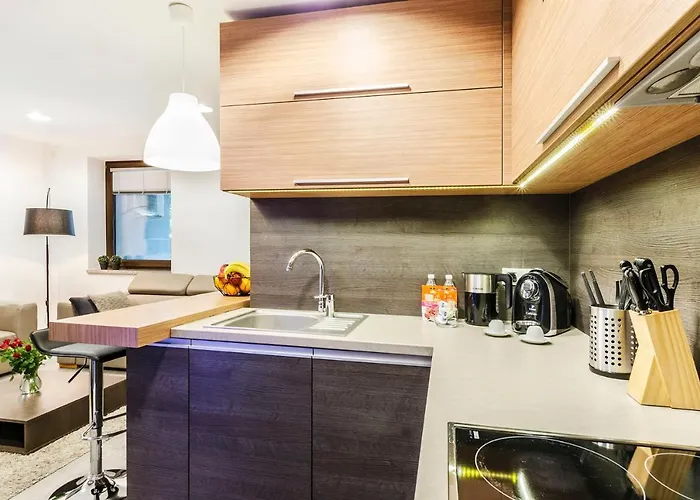 Апартаменты Lupoapartments Kosynierow Klimatyzacja Dostep Na Kod Лодзь